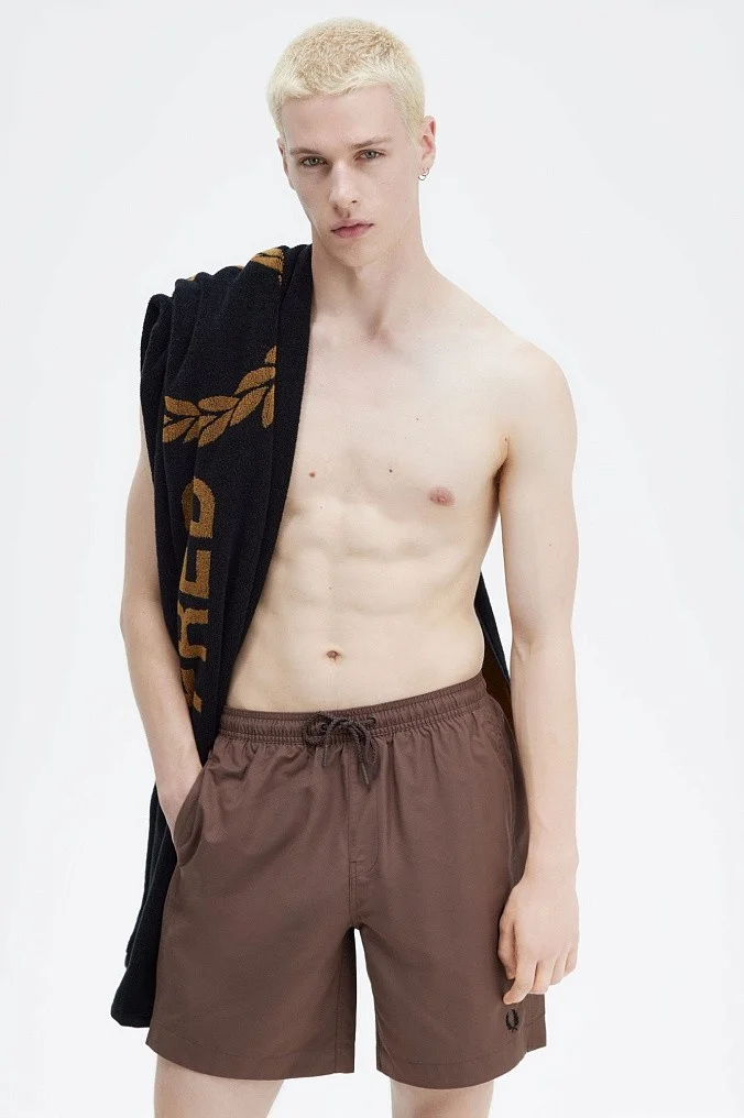 Полотенце Fred Perry Branded Beach Towel